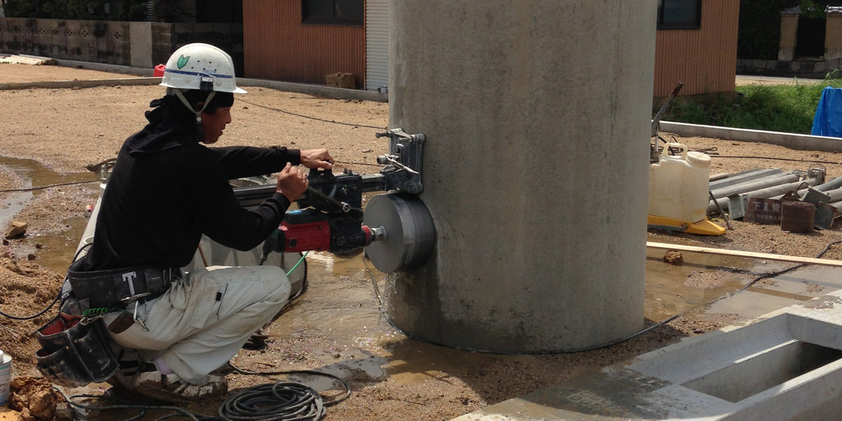 有限会社エフ・ティー工業｜最新の技術でワイヤーソー、ウオールソー、ノンピック工法から耐震補強工事・アンカー工事やコアカッテング工事、コア削孔工事に取り組むプロフェッショナル集団